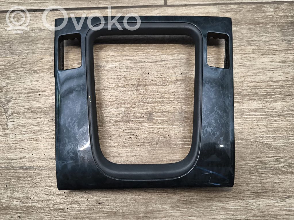 Honda Accord Ramka drążka zmiany biegów 