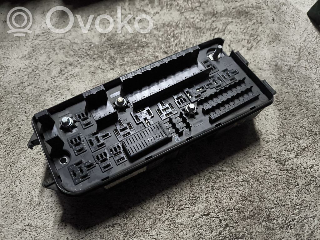 Opel Vectra C Módulo de fusible 