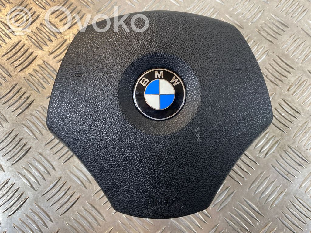 BMW 3 E90 E91 Vairo oro pagalvė 