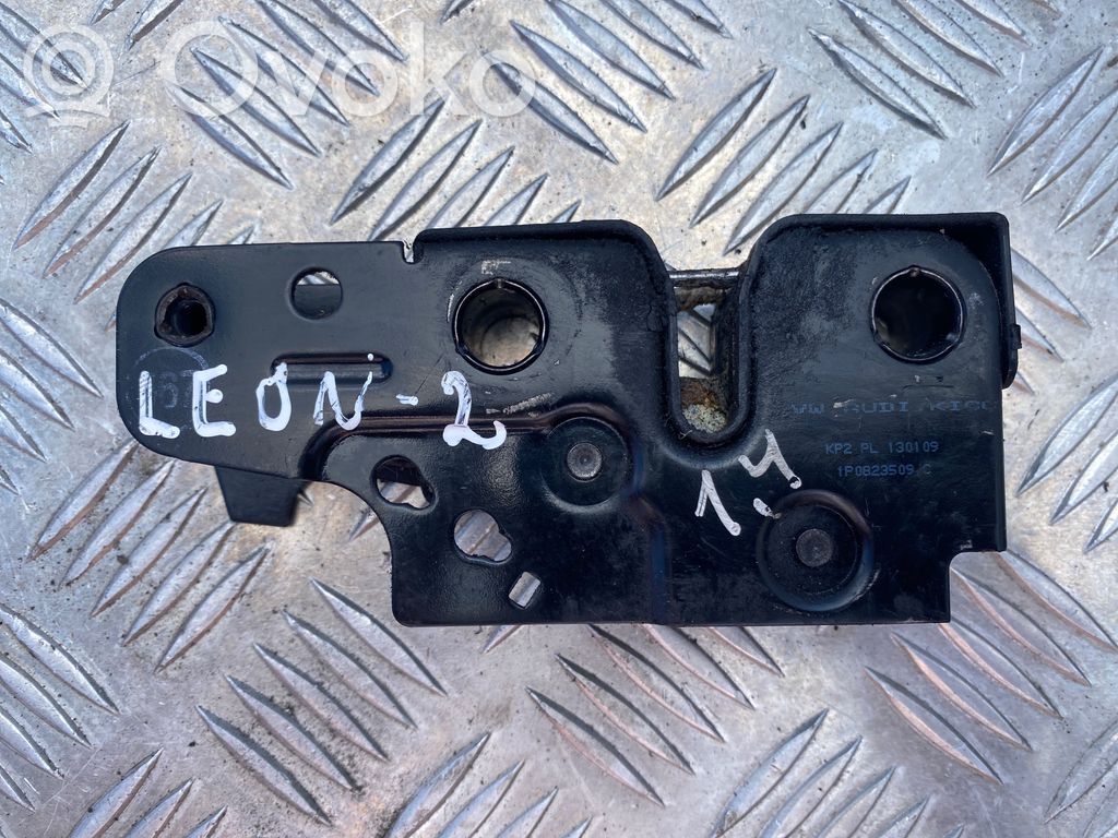 Seat Leon (1P) Engine bonnet/hood lock/catch 