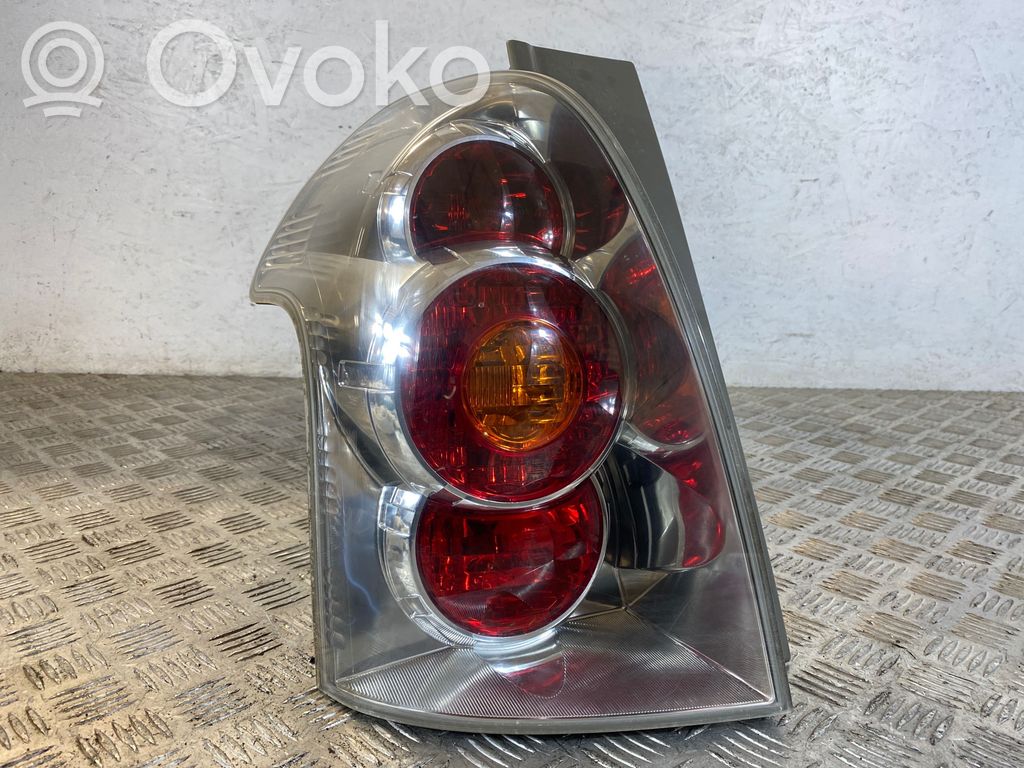 Toyota Corolla Verso E121 Takavalot 