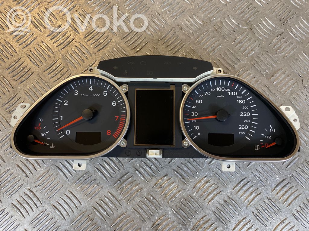 Audi A6 S6 C6 4F Speedometer (instrument cluster) 