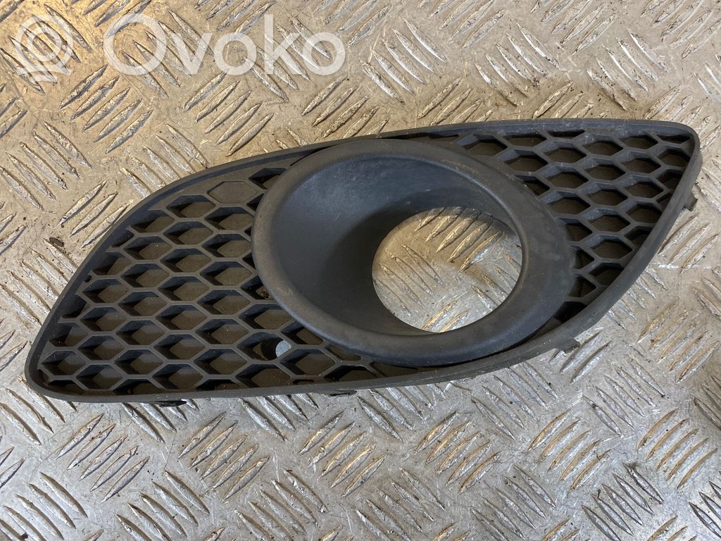 Opel Zafira B Grilă/ornament proiector ceață față 