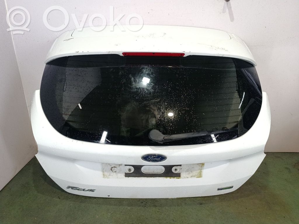 Rear door