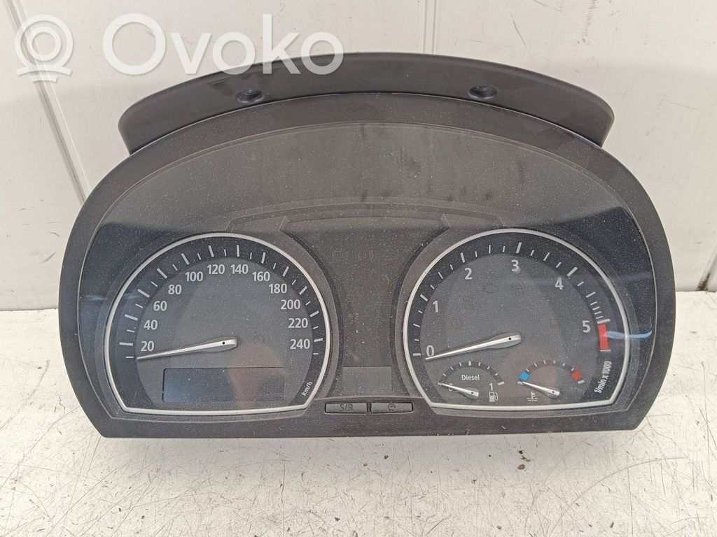 BMW X3 E83 Spidometrs (instrumentu panelī) 