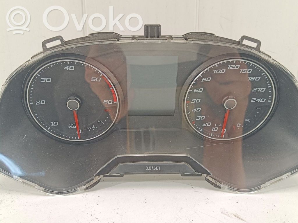 Seat Arona Vitezometru (grup de instrumente) 