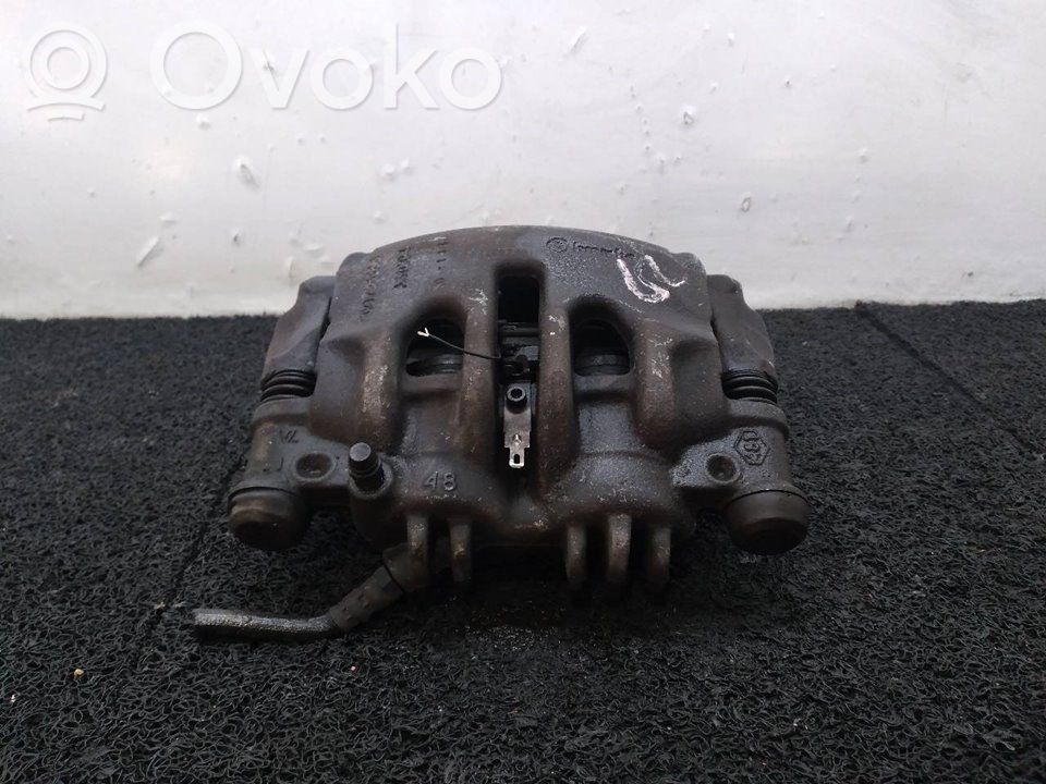Передний суппорт   A51004,BREMBO