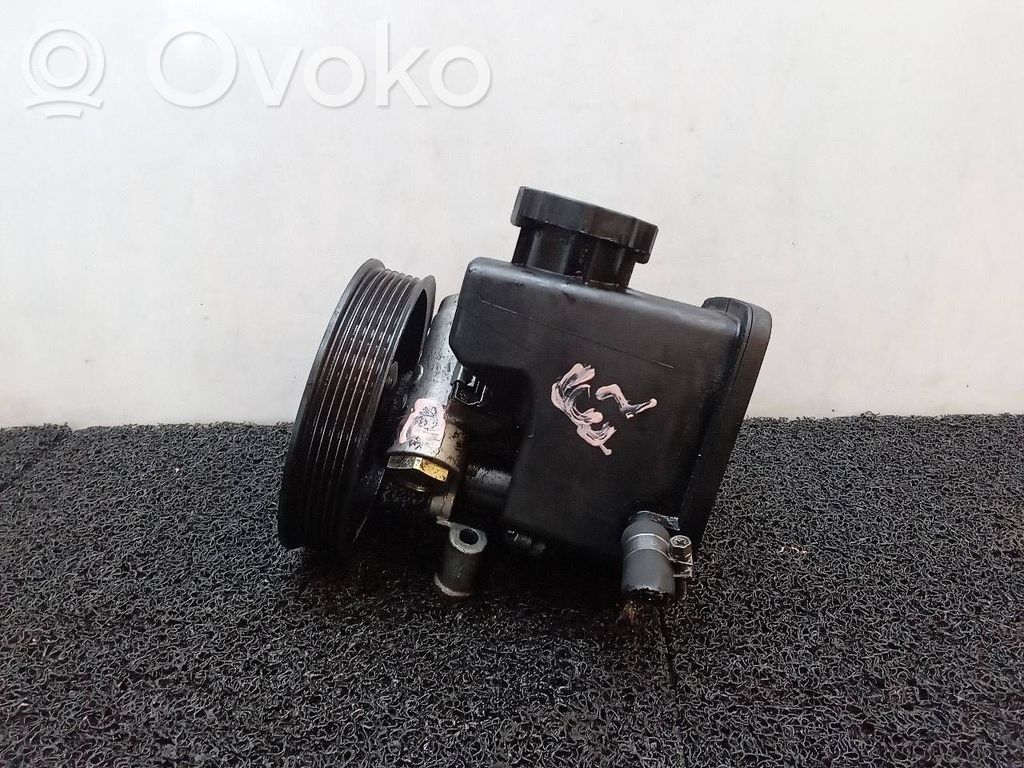 Mercedes-Benz Sprinter W901 W902 W903 W904 Pompa servosterzo 