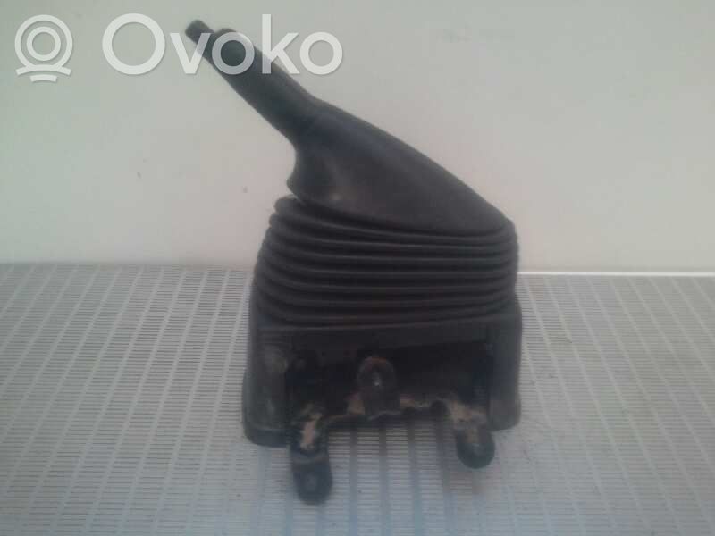 Hand brake release handle