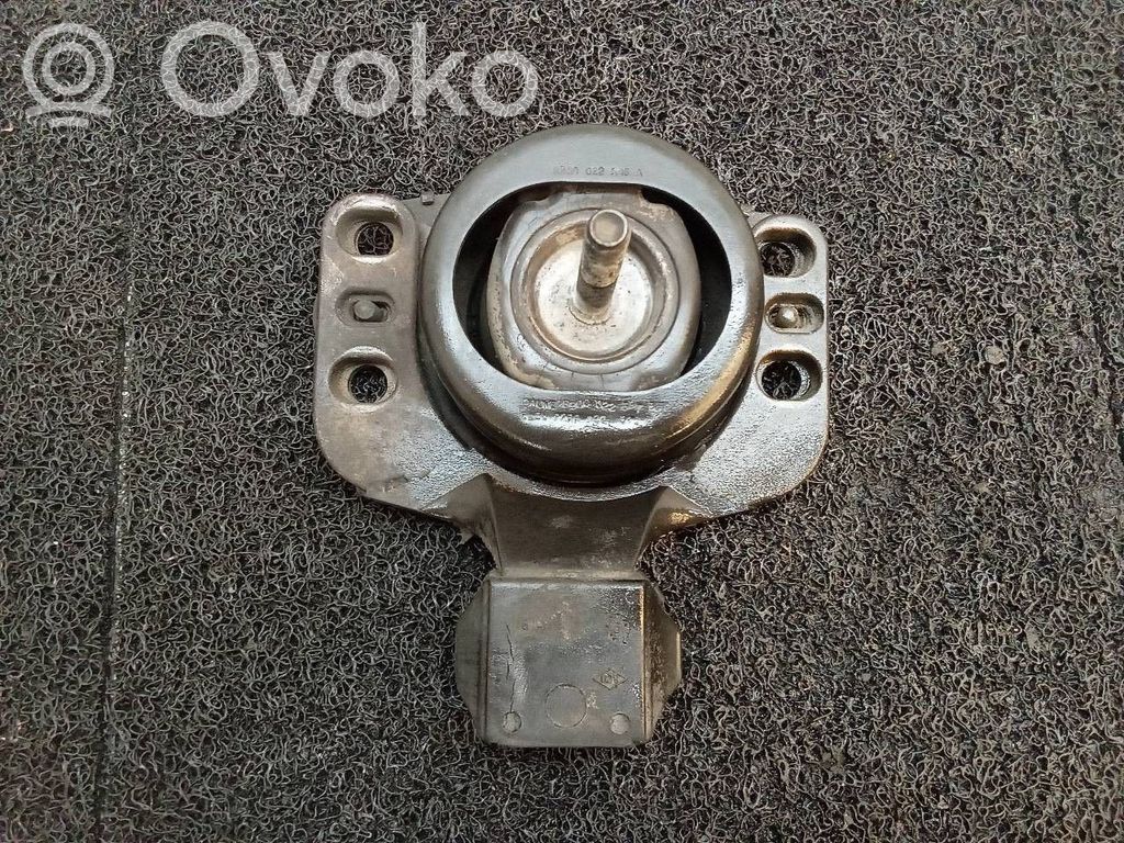 Renault Master II Engine mount bracket 