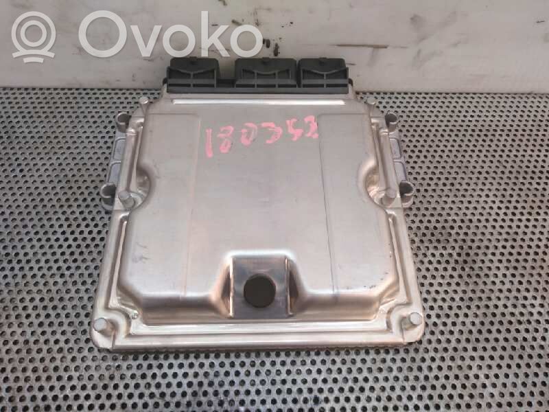 Unidad de control/módulo del motor   9644721080,0281010808