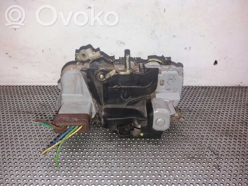 Etuoven lukko