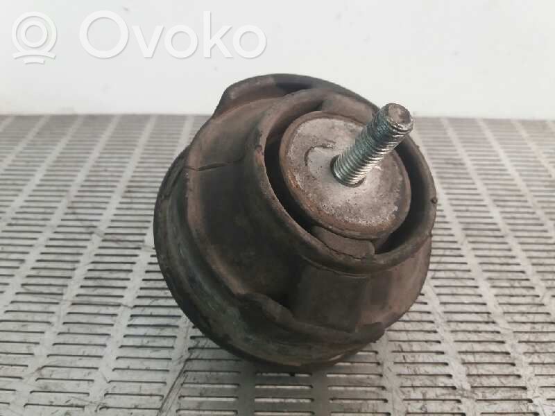 BMW 3 E36 Engine mount bracket 