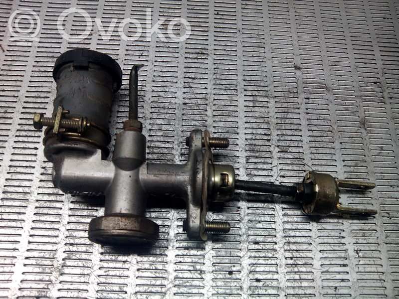 Pedal de embrague
