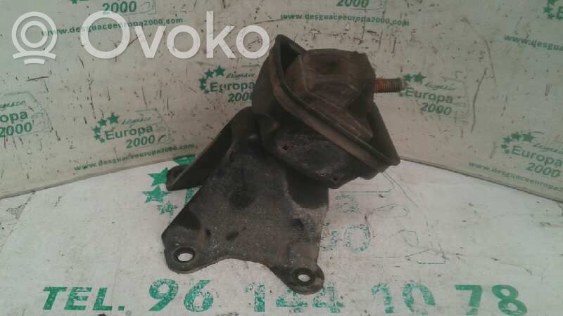 Engine mount bracket