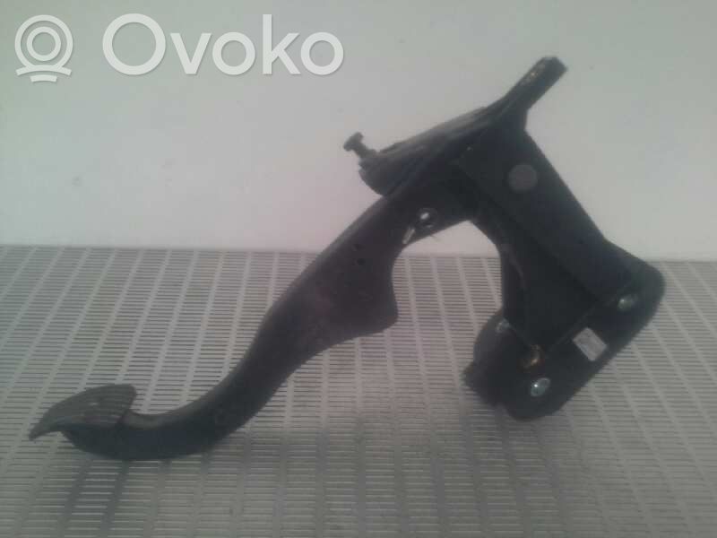 Kytkinpoljin   CD059136