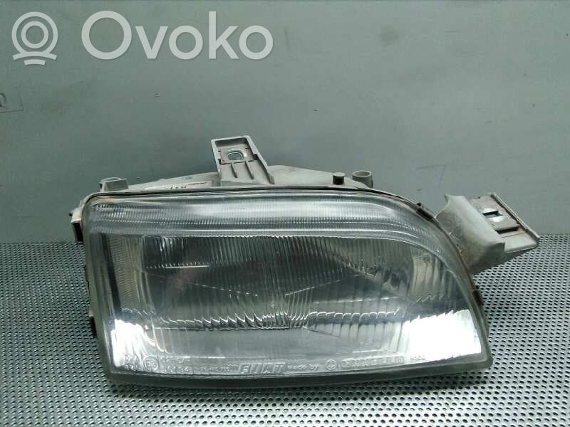 Fiat Punto (188) Faro/fanale