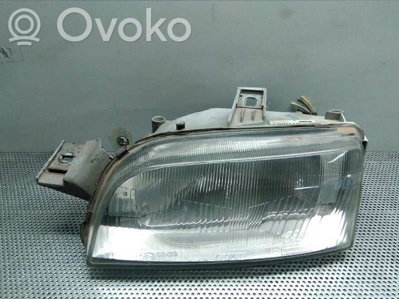 Fiat Punto (188) Faro/fanale