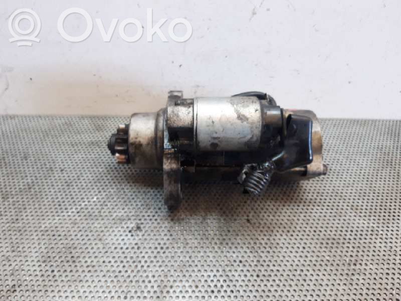 Nissan Almera N16 Electromotor 
