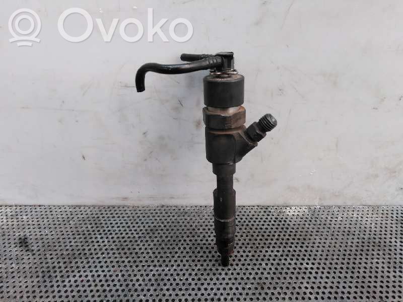 Inyector de combustible   8200100272,0445110110B
