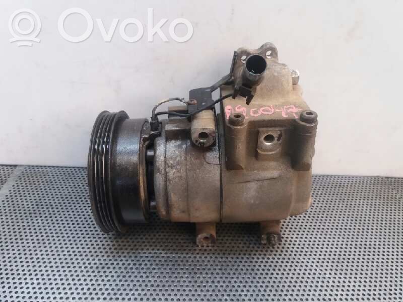 Kompresor / Sprężarka klimatyzacji A/C   977011C150