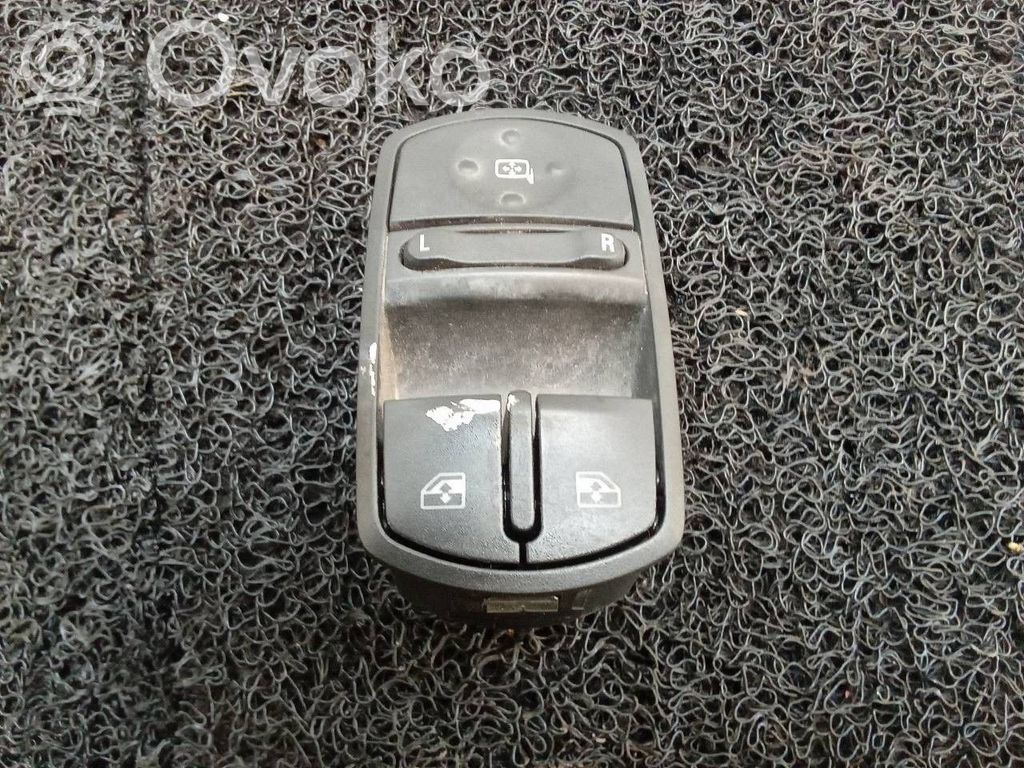 Interruptor del elevalunas eléctrico   13258521AA