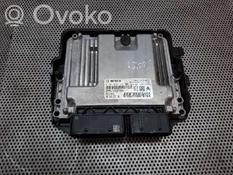 Opel Crossland X Engine control unit/module 