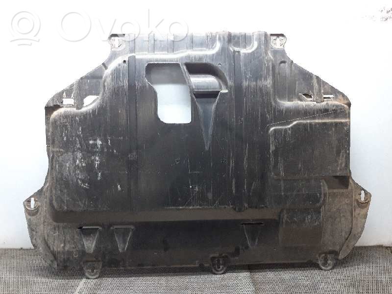 Cache de protection sous moteur