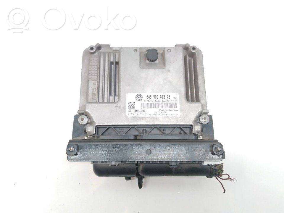Engine control unit/module   045906013AB,0281015433,BOSCH