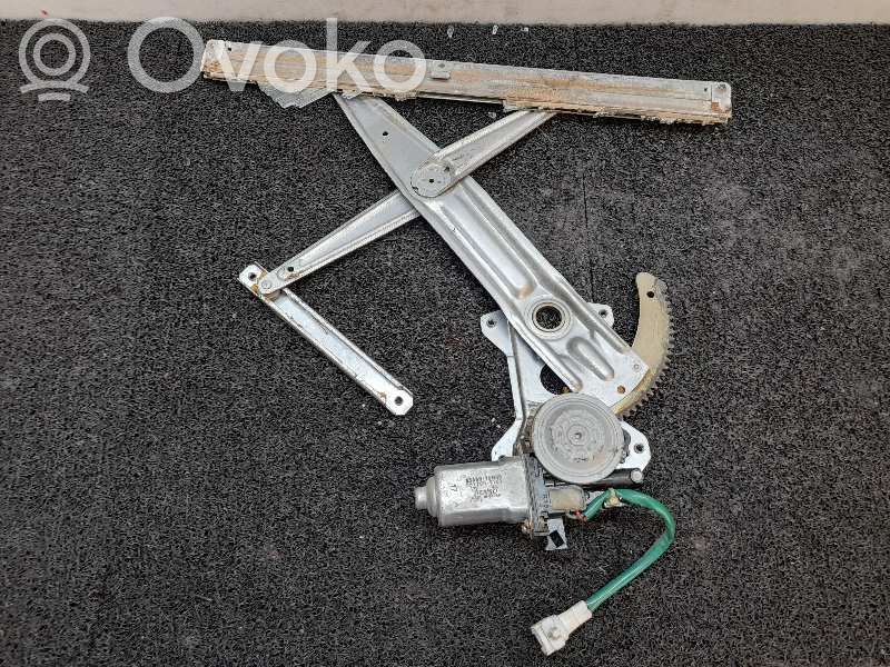 Front door manual window regulator