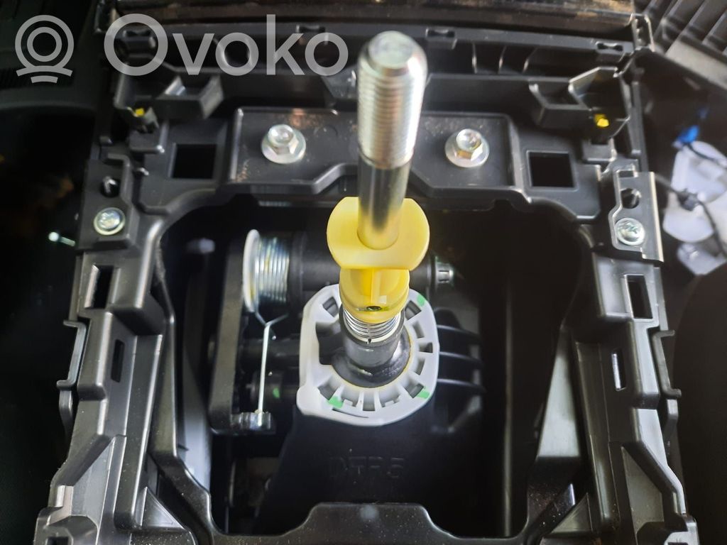 Mazda CX-30 Interruptor/palanca de limpiador de luz de giro 