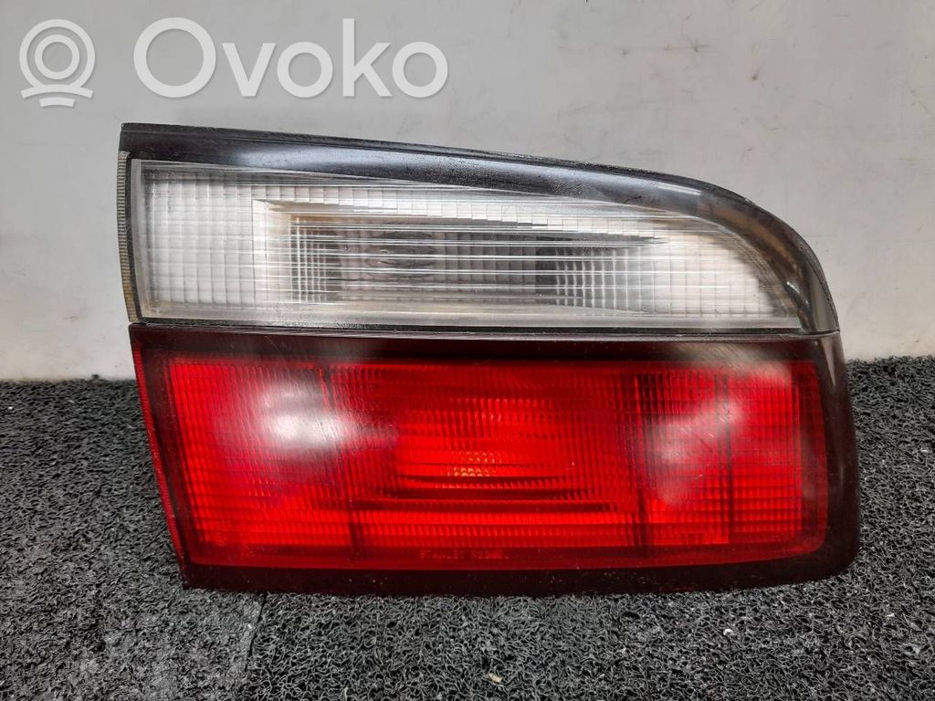 Priekšējā luktura spuldzīte