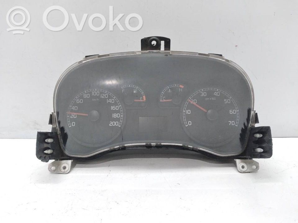 Fiat Doblo Geschwindigkeitsmesser Cockpit 