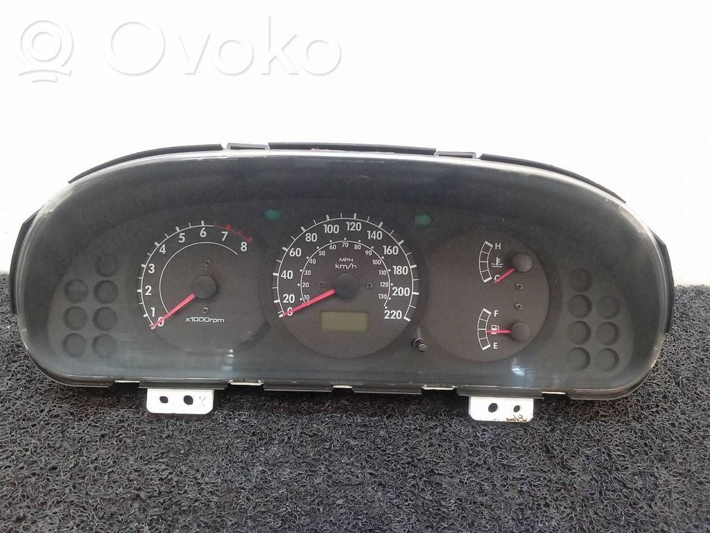 KIA Shuma Geschwindigkeitsmesser Cockpit 