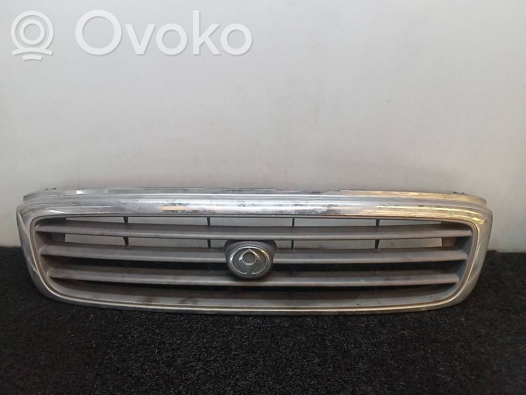 Front grill   LB8350711,LB8250711