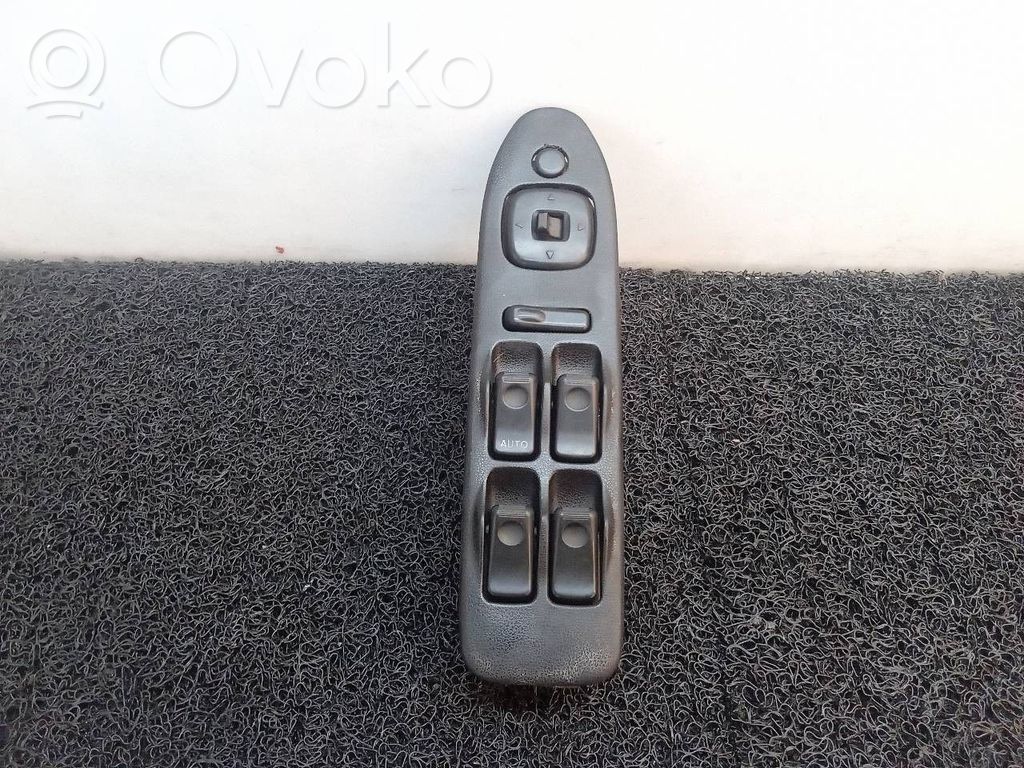 Przyciski szyb   C8HD62A,2346D7,OMRON