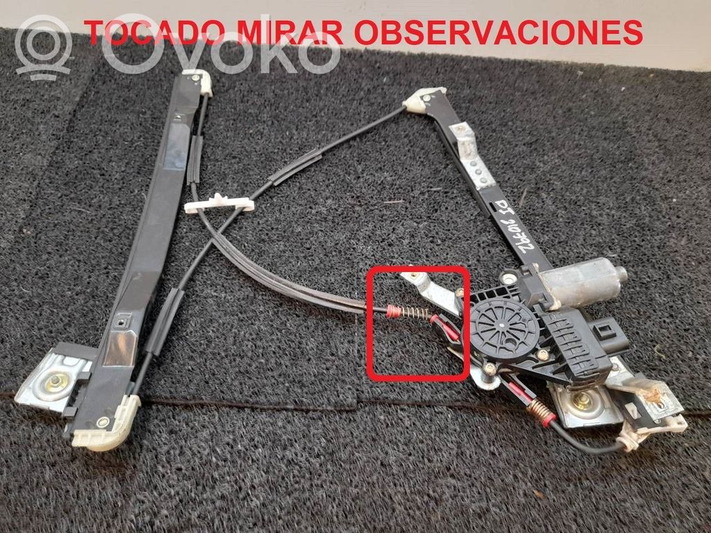 Regulador manual de la ventanilla delantera