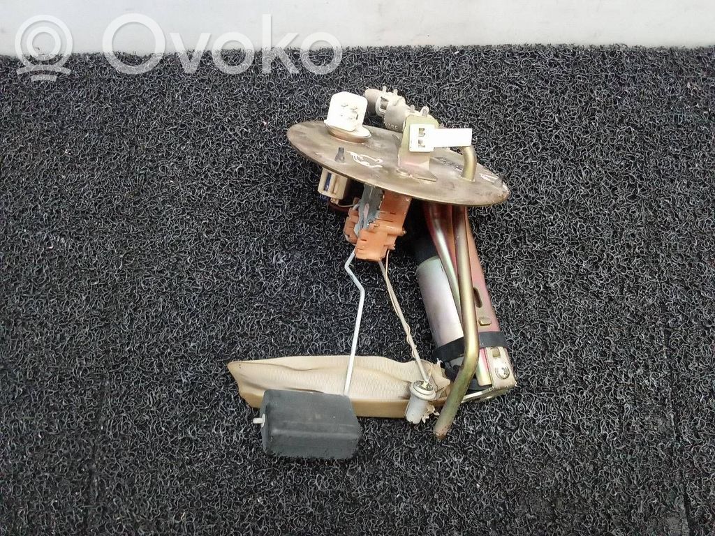 Mazda 323 F Насос топлива (в топливном баке) 