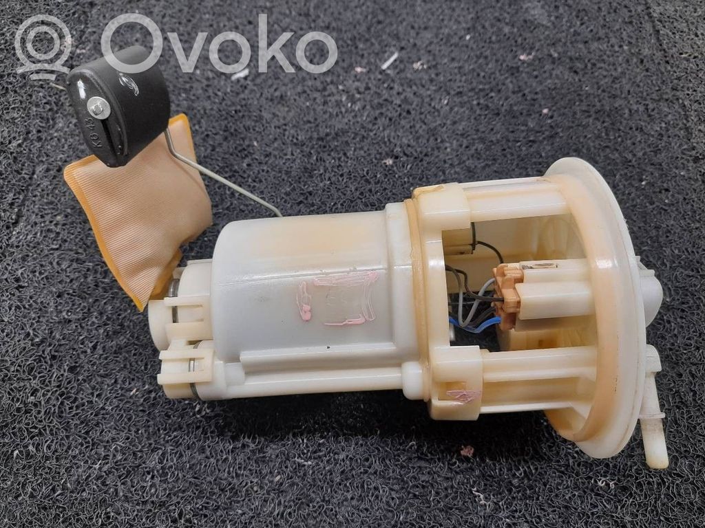 KIA Rio Pompa carburante immersa