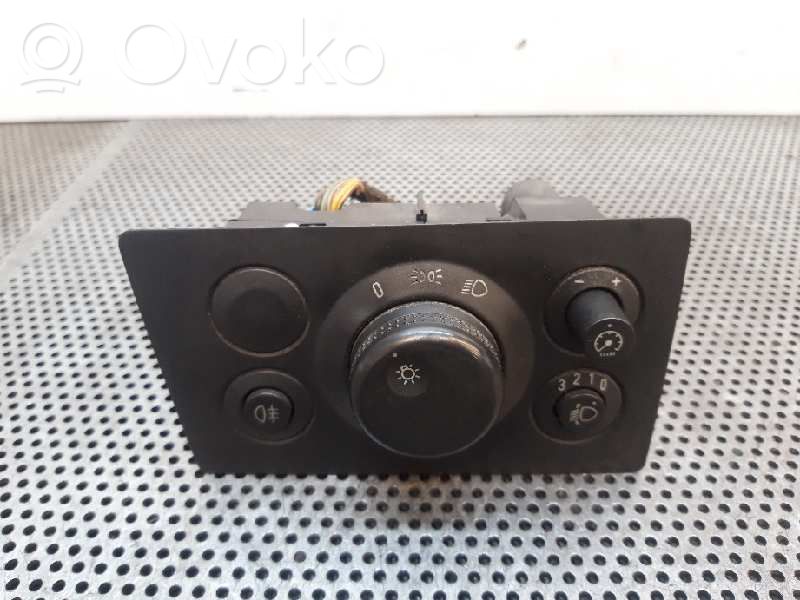 Interruptor de control del panel de luces   13205863,LK04060130