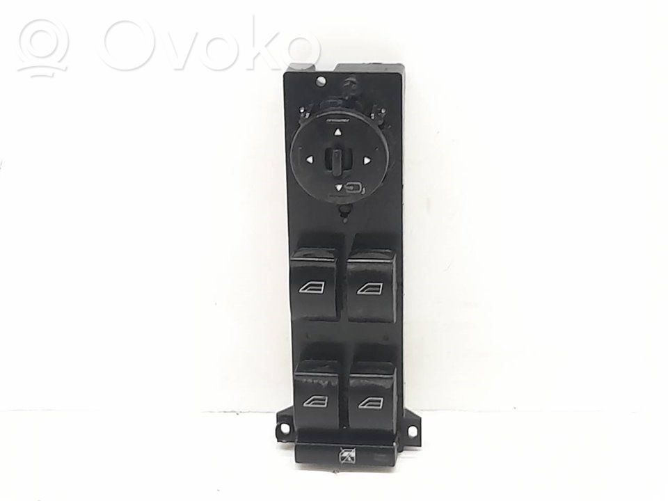Ford Focus Electric window control switch 