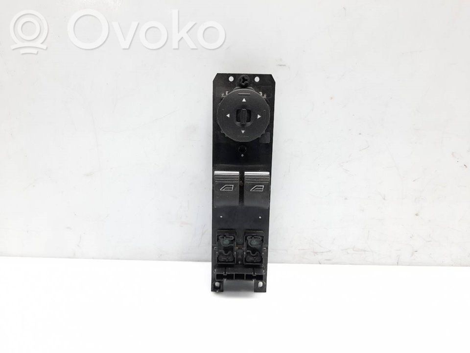 Ford Fiesta Electric window control switch 