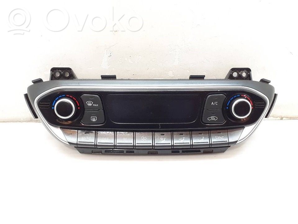 Hyundai i30 Panel klimatyzacji 