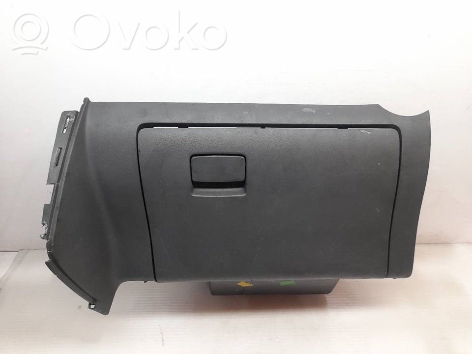 Guantera   6L1857103B