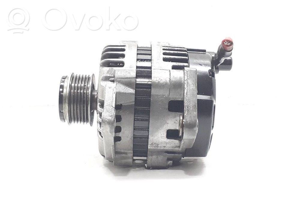 Opel Zafira B Generatore/alternatore 