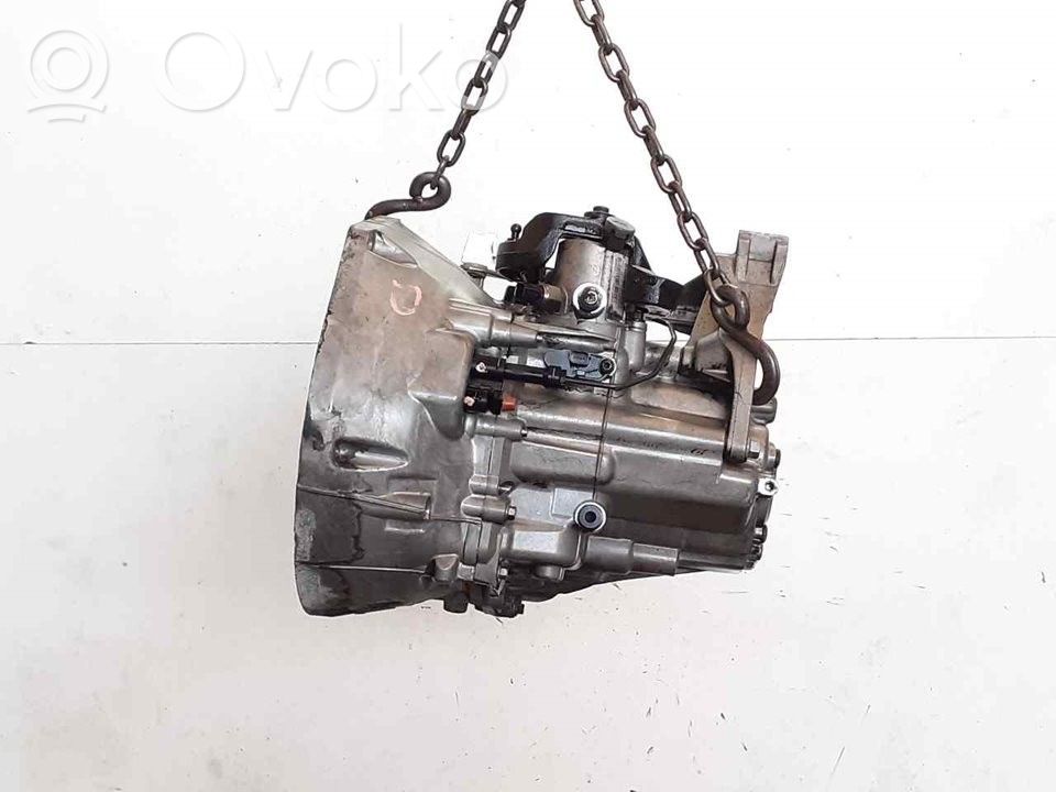 5 Gang Schaltgetriebe   CV6R7002PF