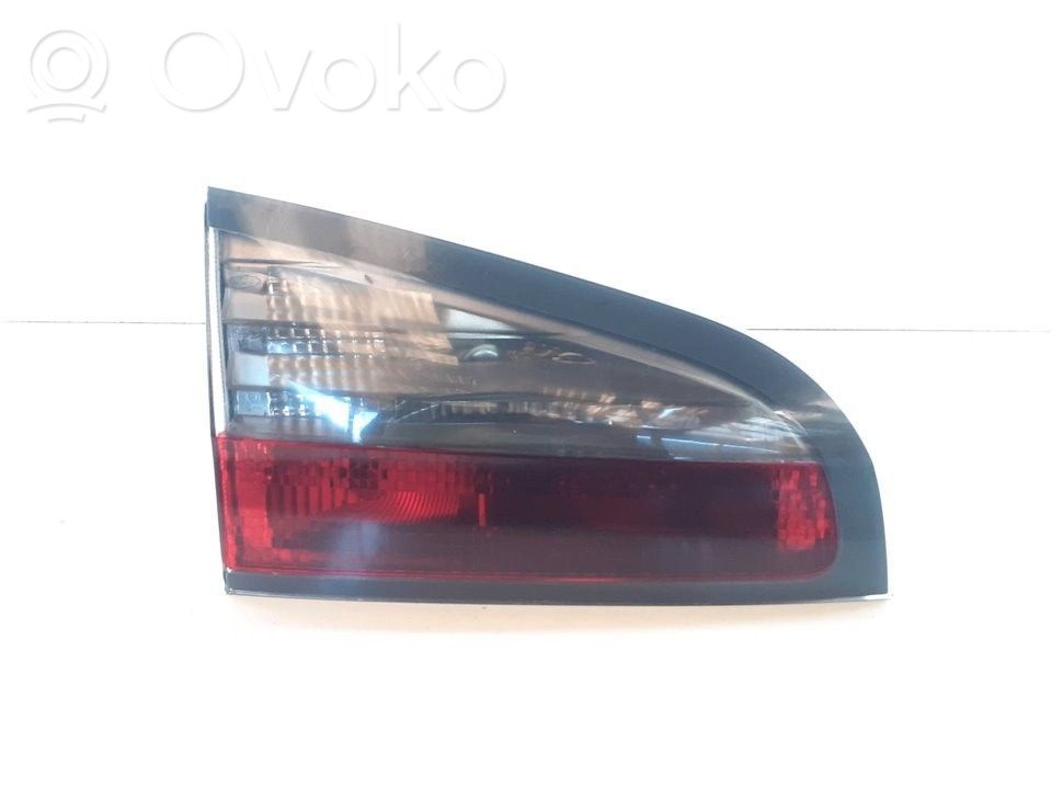 Etuajovalon polttimo   6M2113A603AK