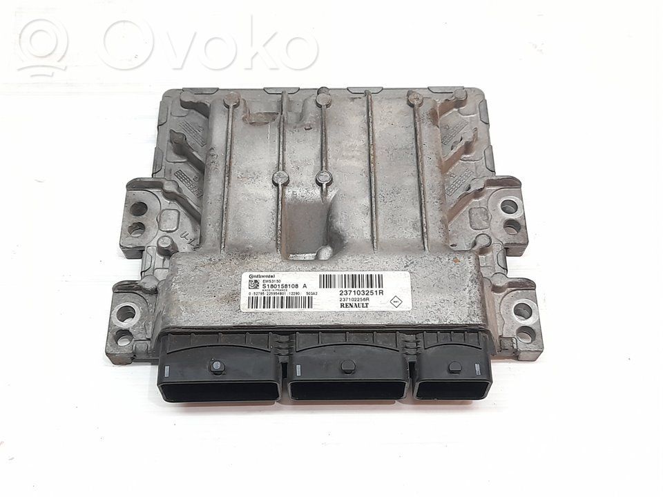 Engine control unit/module   237103251R,S180158108A