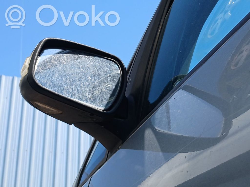 Front door electric wing mirror
