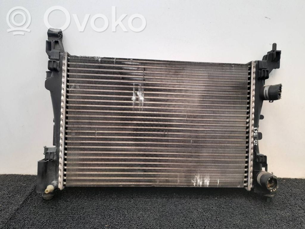 Opel Corsa D Coolant radiator 